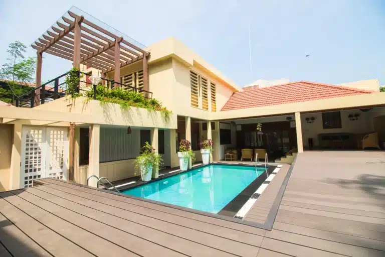 Rzian Homez landscaping in Trivandrum: Pool and deck